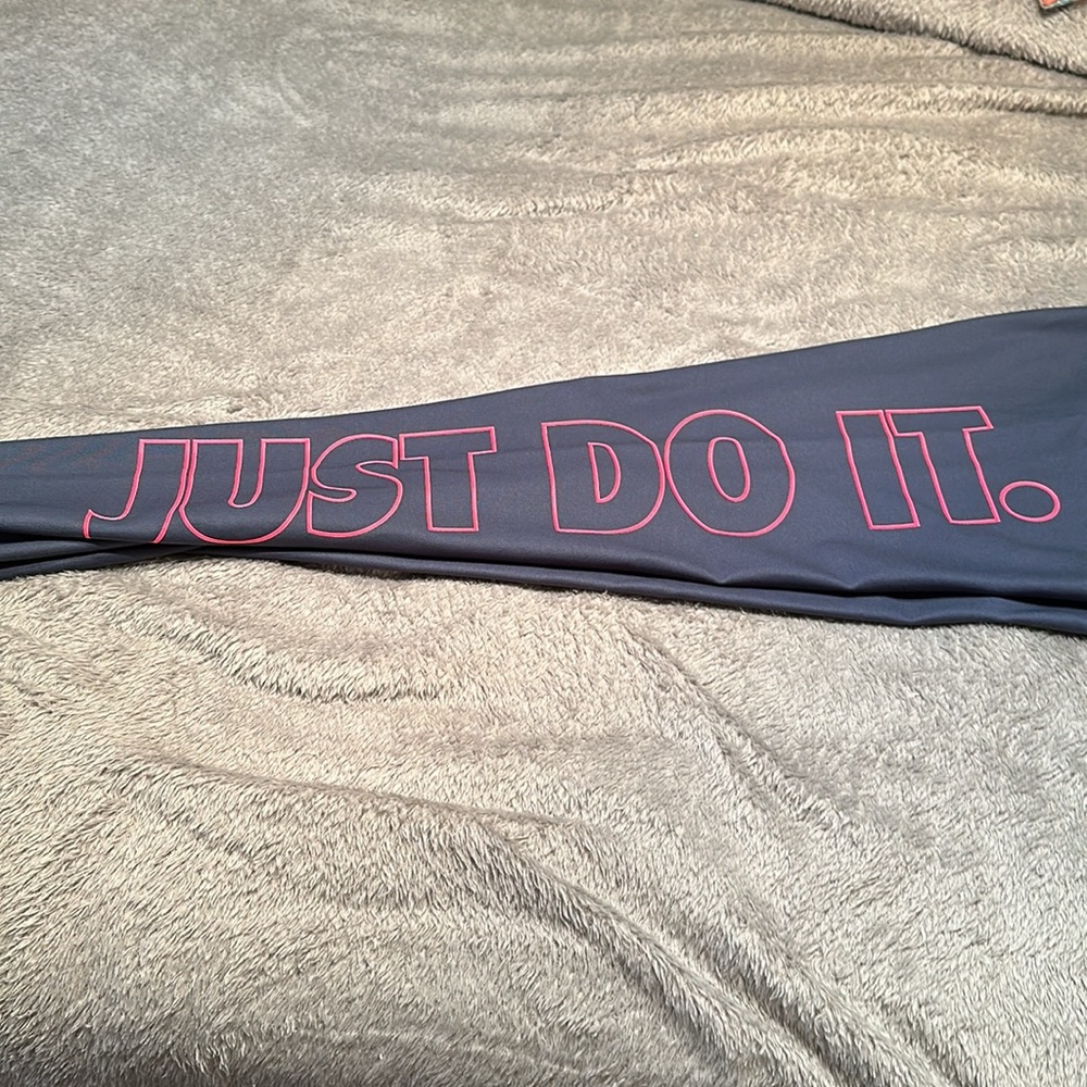Nike workout leggings - Picture 4 of 5